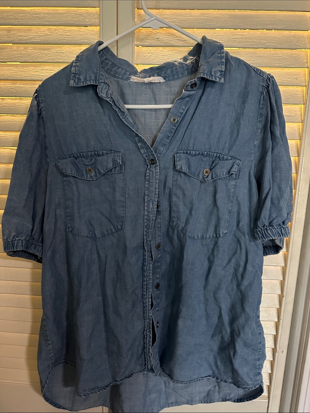 Jane and Delancey Washed Denim Blue Short-Sleeve Button-Down Shirt